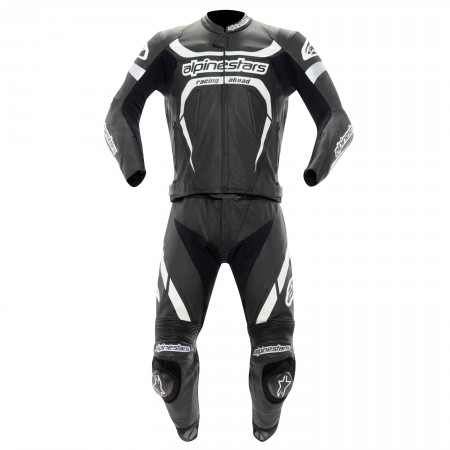 Motorcycle Race Suits – That one piece of clothing that every rider must have!